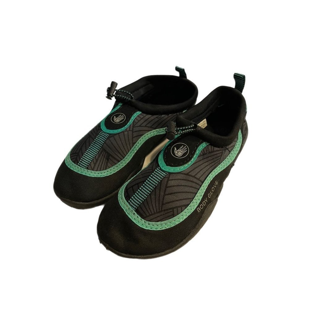 WOMEN'S SIZE 6 BODY GLOVE WATER SHOES